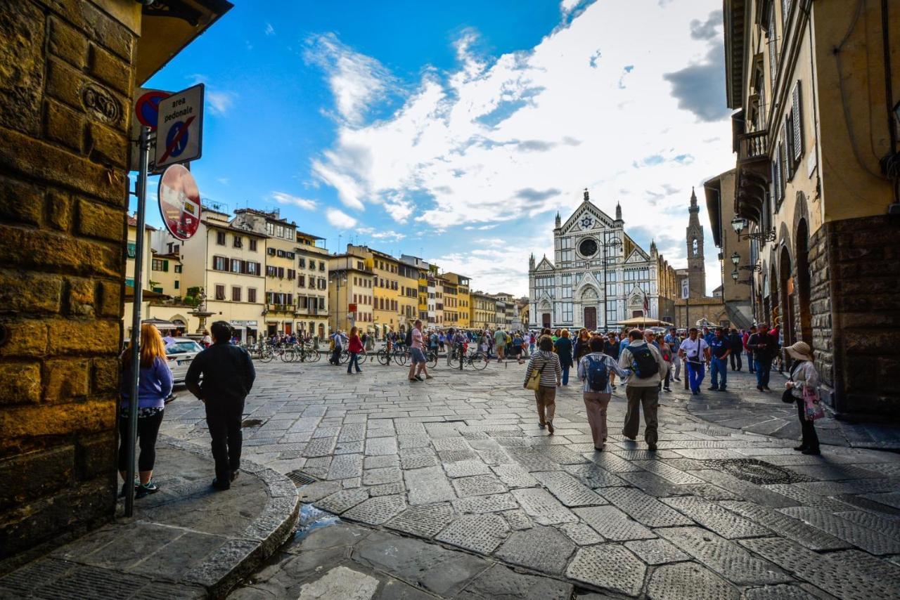 Historic Center Palace - Huge 4 Bedrooms Santa Croce Apartment - By LikehomeFlorença Exterior foto