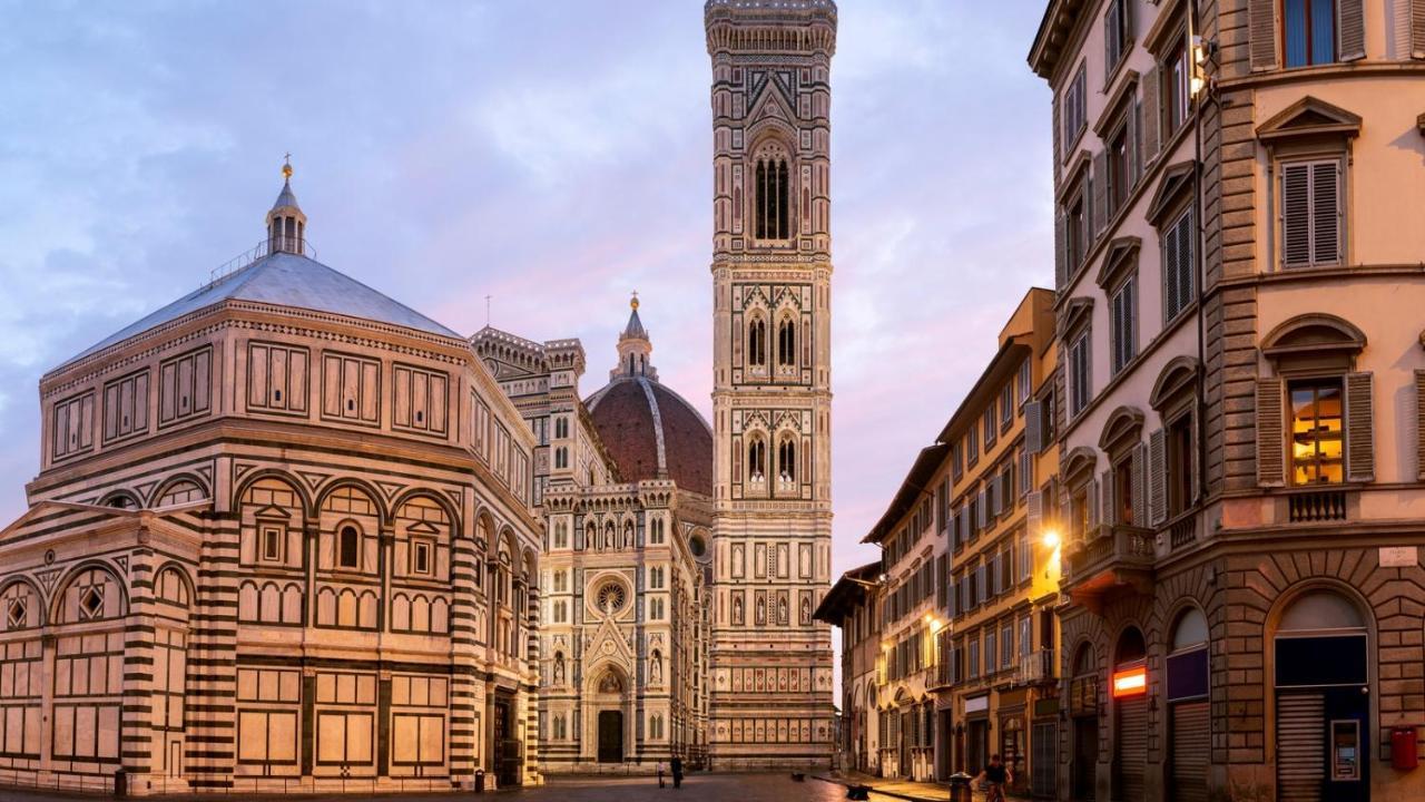 Historic Center Palace - Huge 4 Bedrooms Santa Croce Apartment - By LikehomeFlorença Exterior foto
